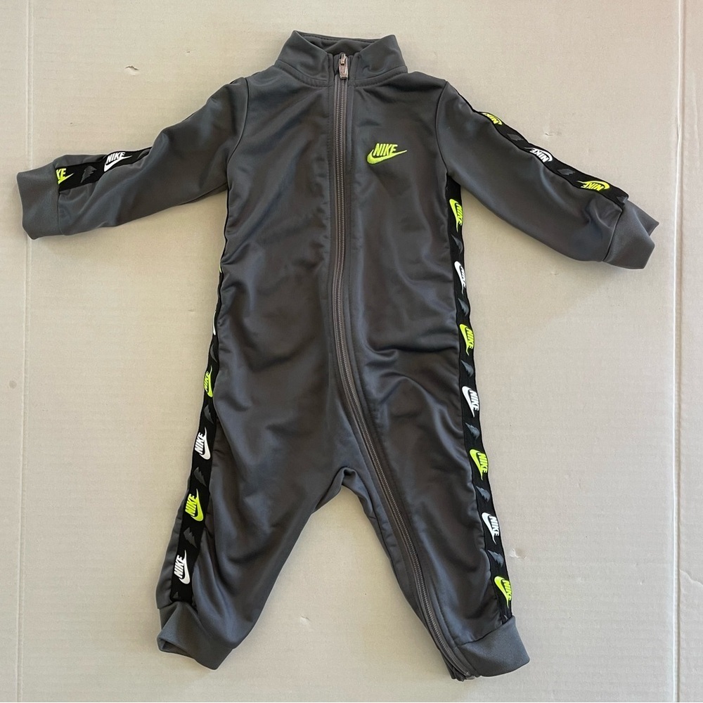 Nike Zip up body suite. 12 months.l
